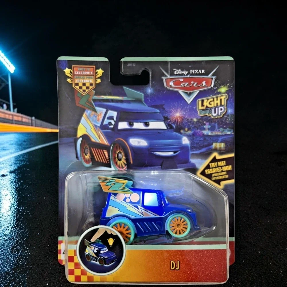 2026 DISNEY PIXAR CARS LIGHT UP RACE TO CELEBRATE SET OF 6 **NEW RELEASES**
